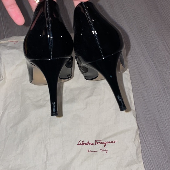 Salvatore Ferragamo heels - Picture 3 of 5